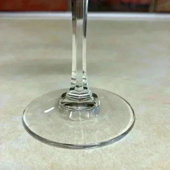 2 Towle Lead Crystal Water/Wine Glasses Pattern "Tudor" - Picture 5 of 8